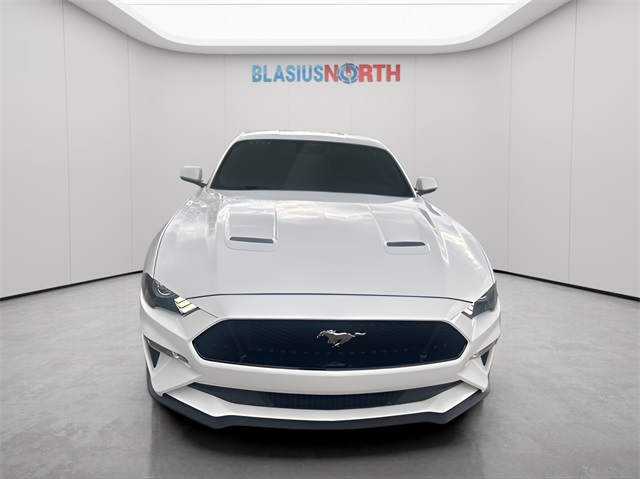 2022 Ford Mustang GT photo 2