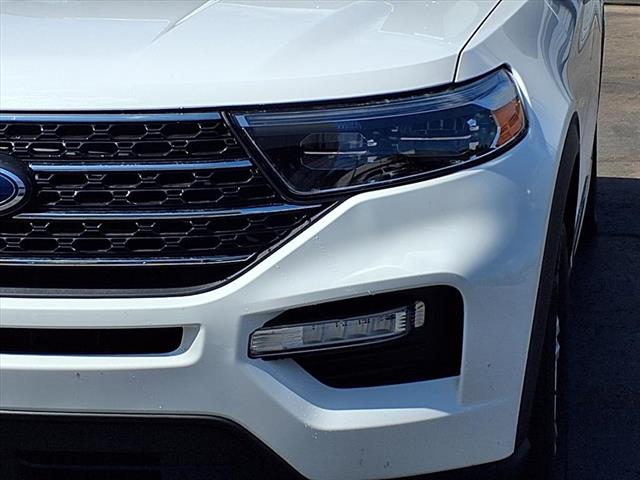 2020 Ford Explorer XLT photo 26