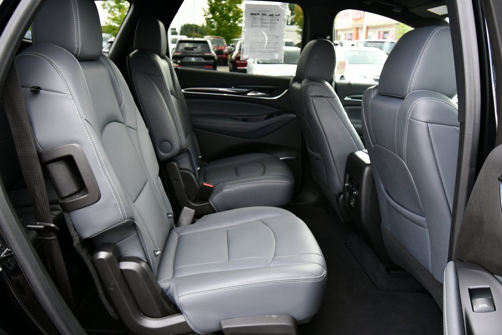 2022 Buick Enclave Essence photo 16