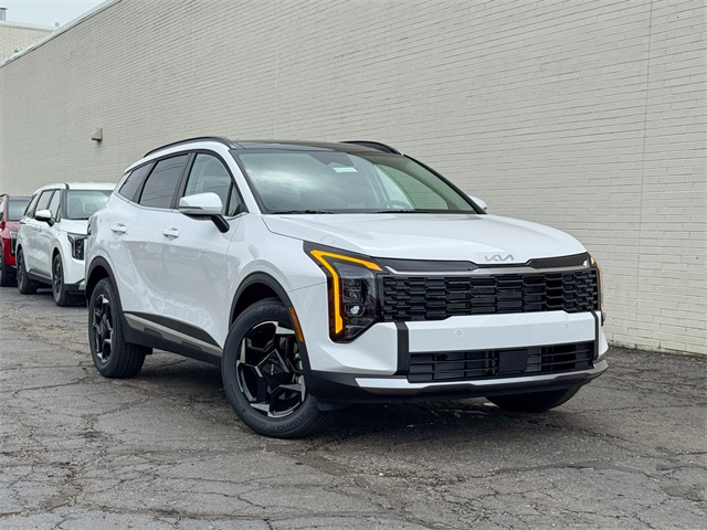2026 Kia Sportage EX photo 2