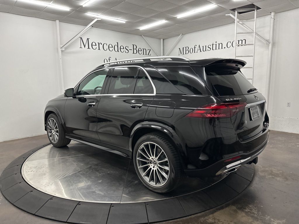 2026 Mercedes Benz GLE 450e 4MATIC photo 3
