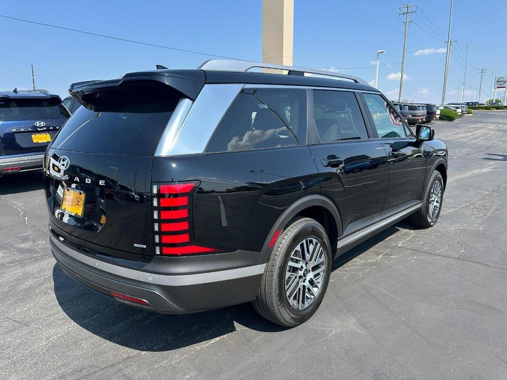 2026 Hyundai Palisade SEL photo 2