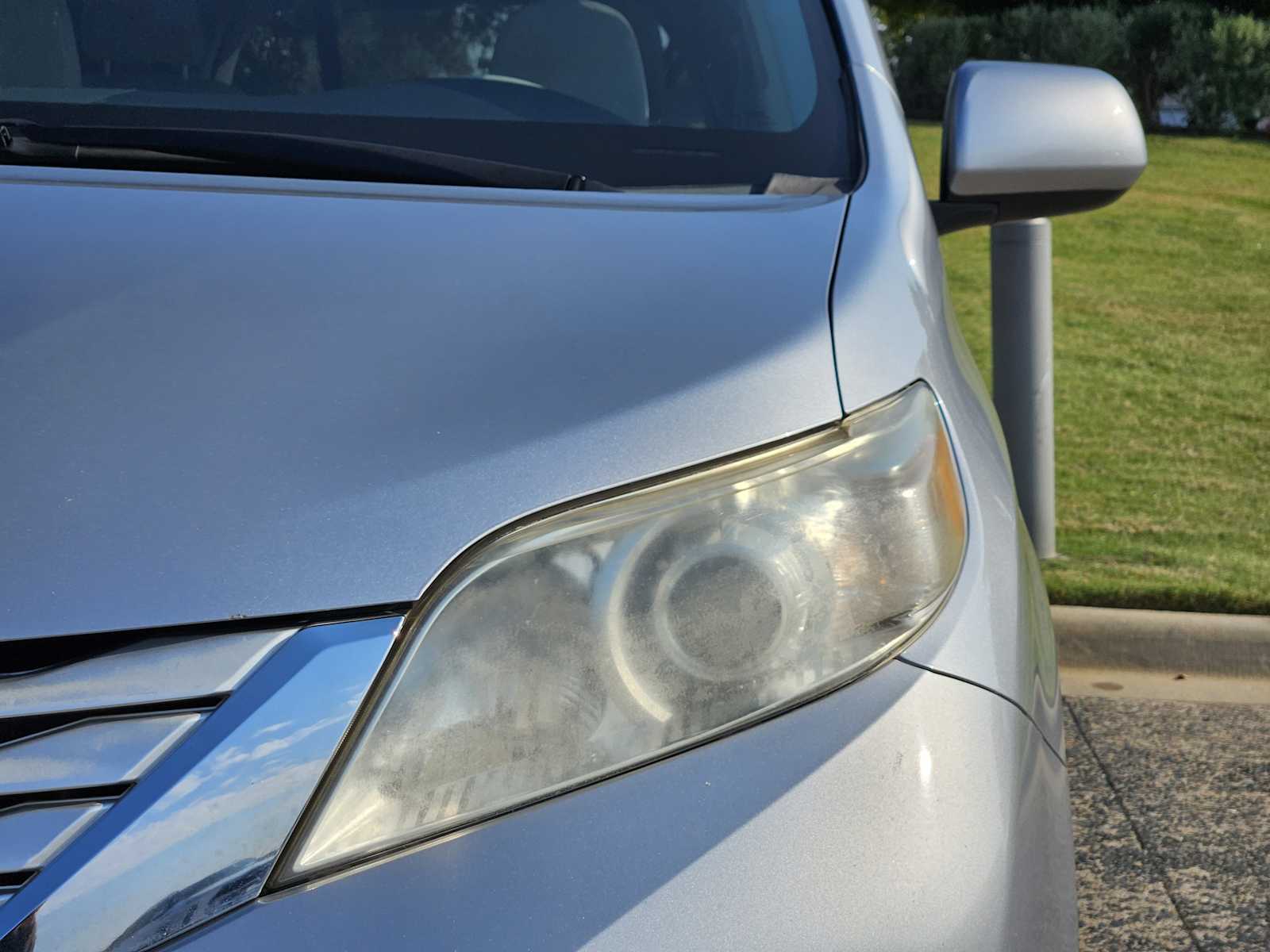 2013 Toyota Sienna LE photo 6