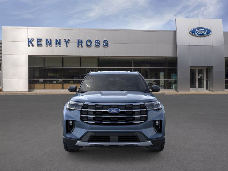 2026 Ford Explorer photo 4