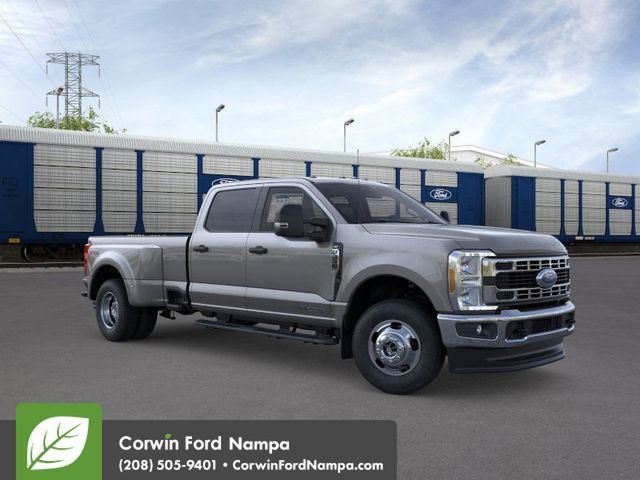 2026 Ford F-350 Super Duty XLT's photo