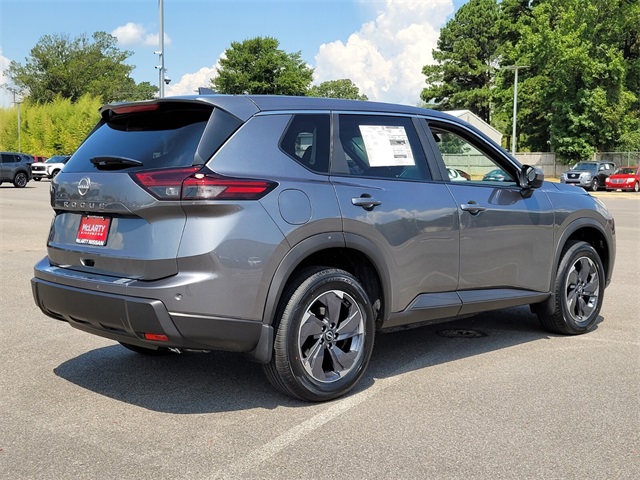 2026 Nissan Rogue SV photo 2