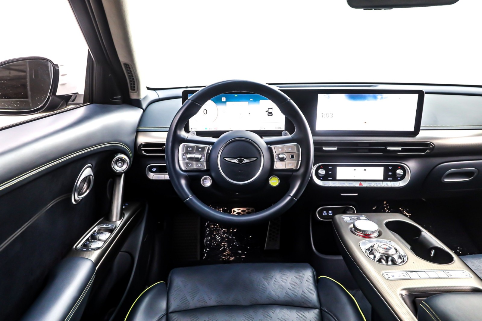 2023 Genesis GV60 Performance photo 2