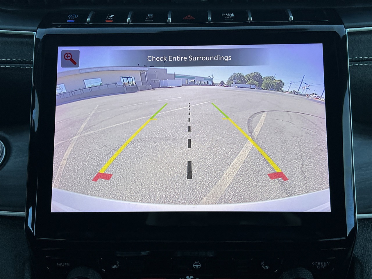 2024 Jeep Cherokee Limited 4xe photo 4