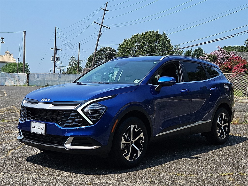 2025 Kia Sportage EX photo 3