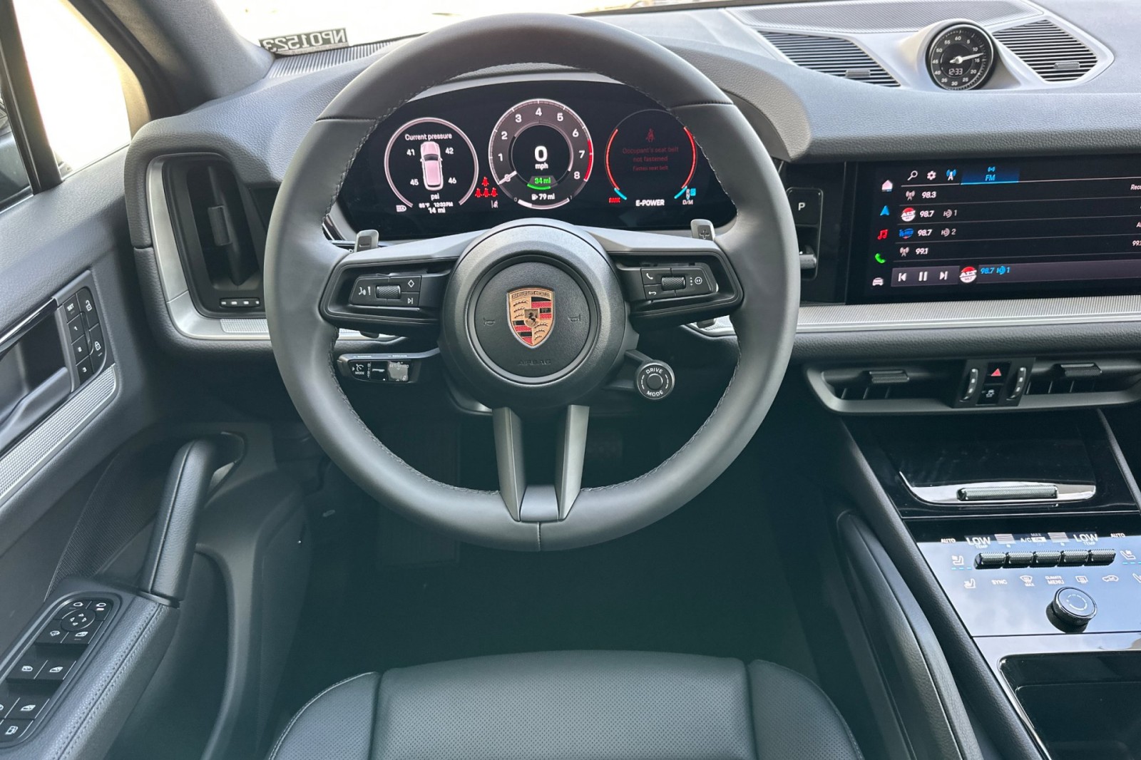 2026 Porsche Cayenne E-Hybrid photo 13