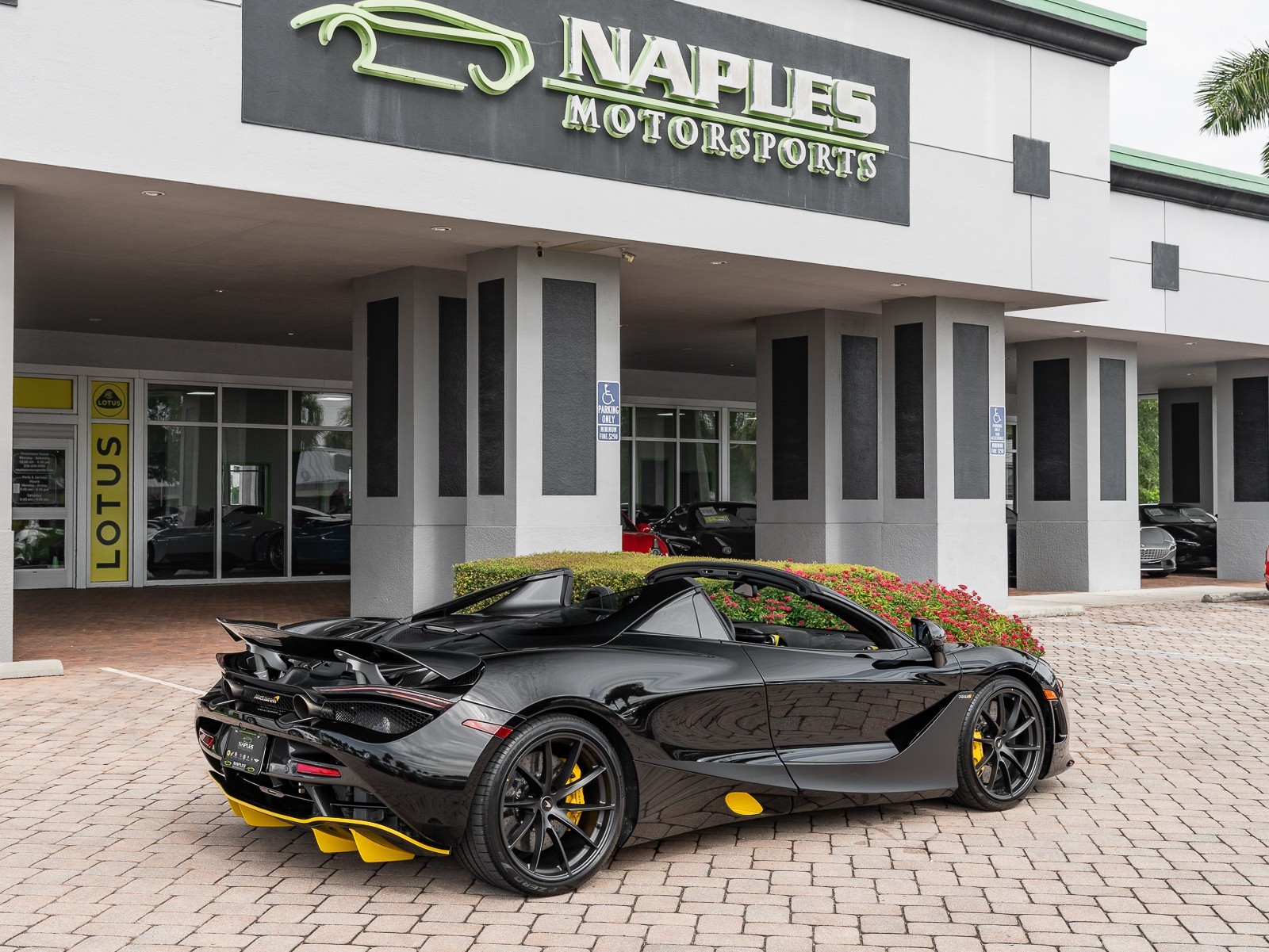2022 Mclaren 720S Spider photo 23