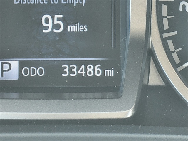 2022 Toyota Tacoma V6 4x4 photo 31
