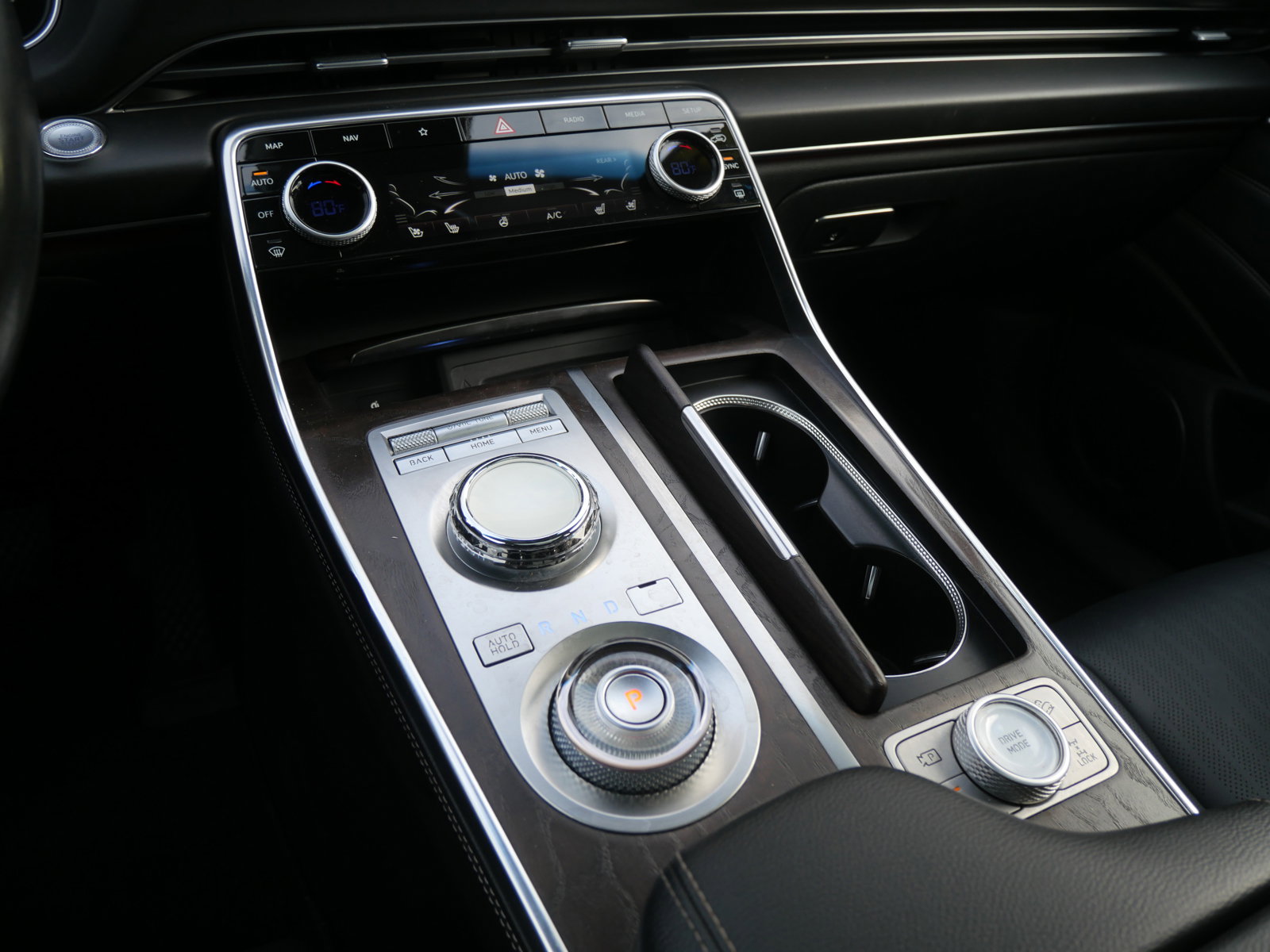 2023 Genesis GV80 Prestige AWD photo 21