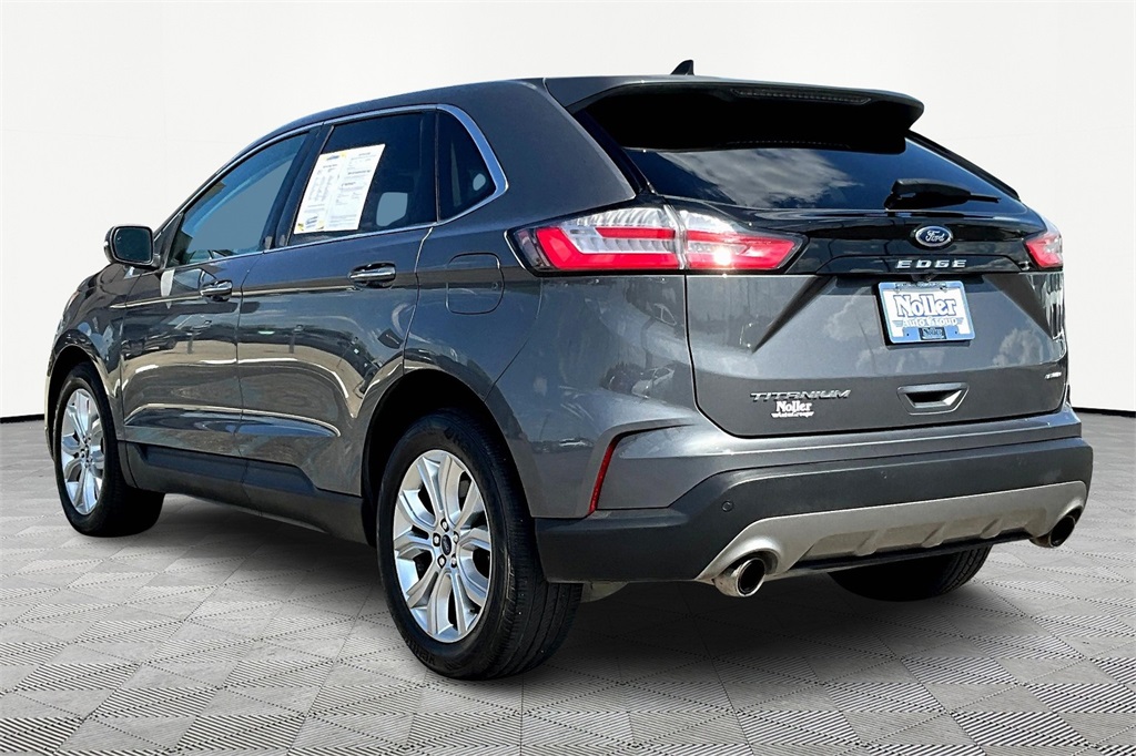 Used 2022 Gray Ford Titanium image 13