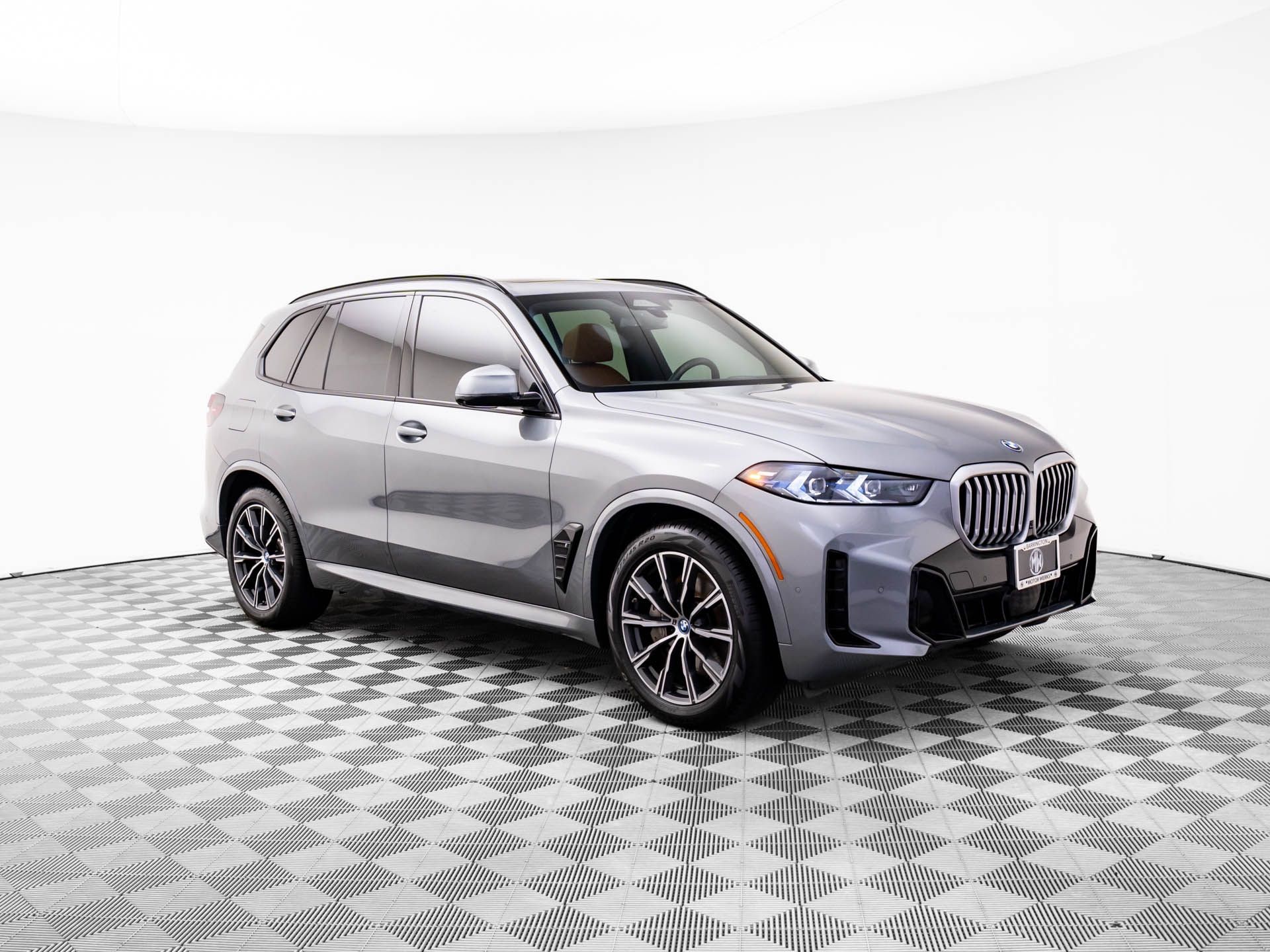 Certified Used 2024 Skyscraper Grey Metallic BMW xDrive50e image 7