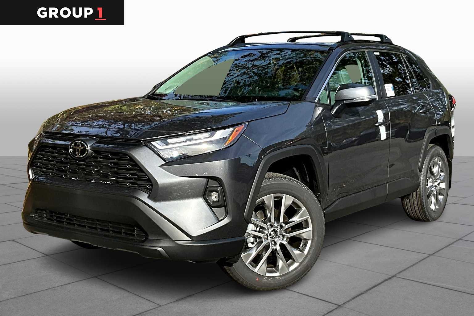 2025 Toyota RAV4 XLE Premium's photo