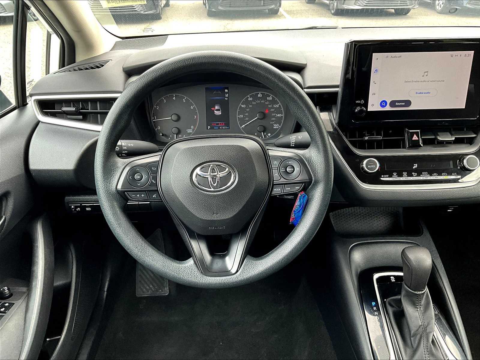 2023 Toyota Corolla LE photo 17