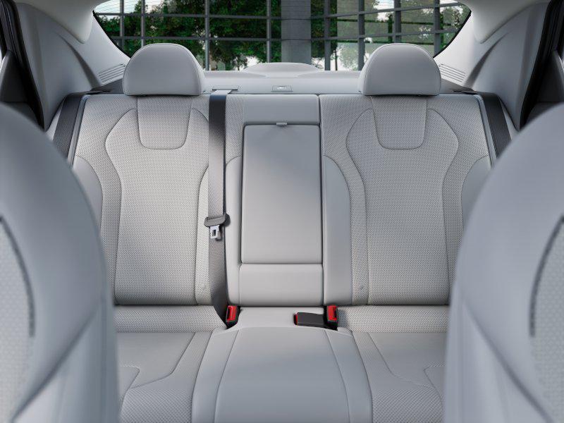 2025 Hyundai Elantra Limited photo 12