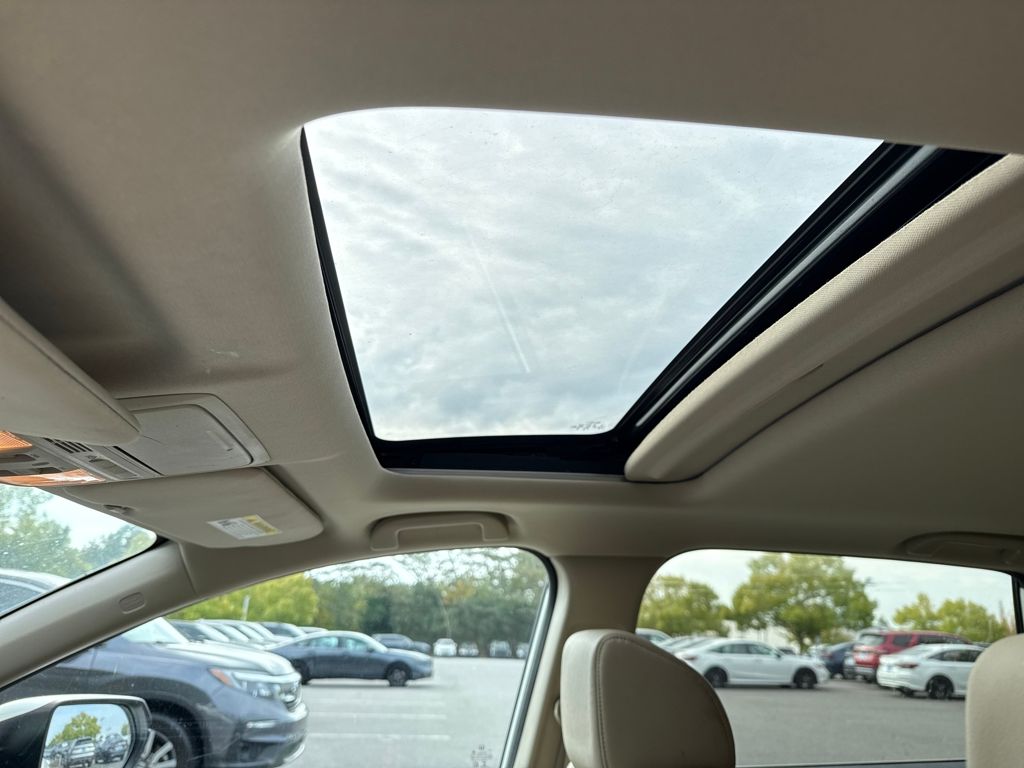 2018 Honda CR-V EX-L photo 19