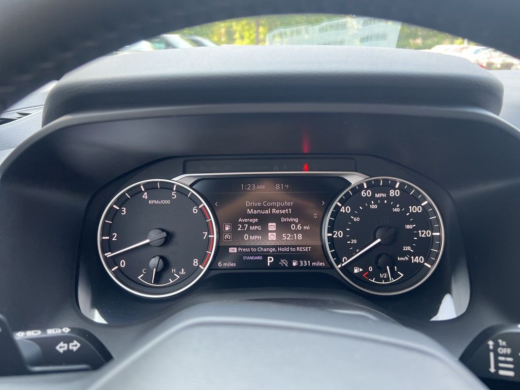 2025 Nissan Rogue SV photo 4