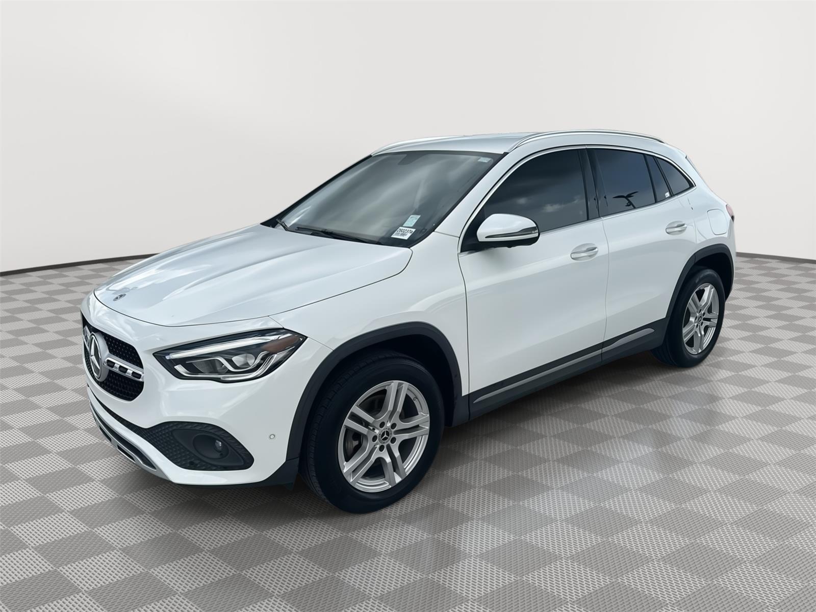 2023 Mercedes-Benz GLA Base's photo