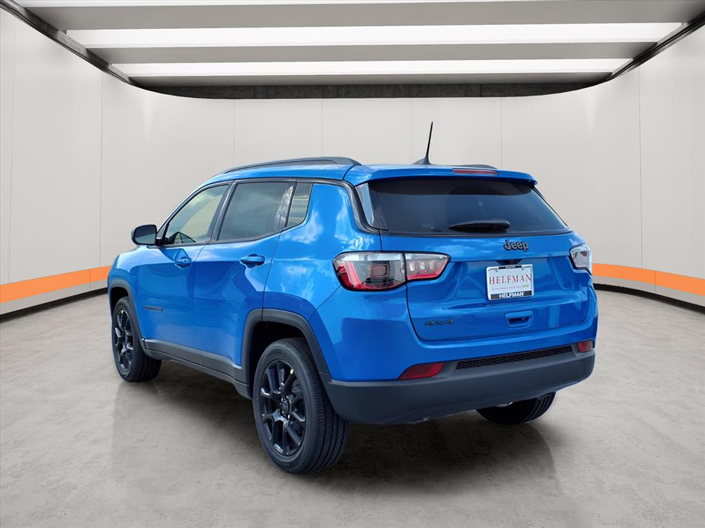 2026 Jeep Compass Latitude Altitude photo 5
