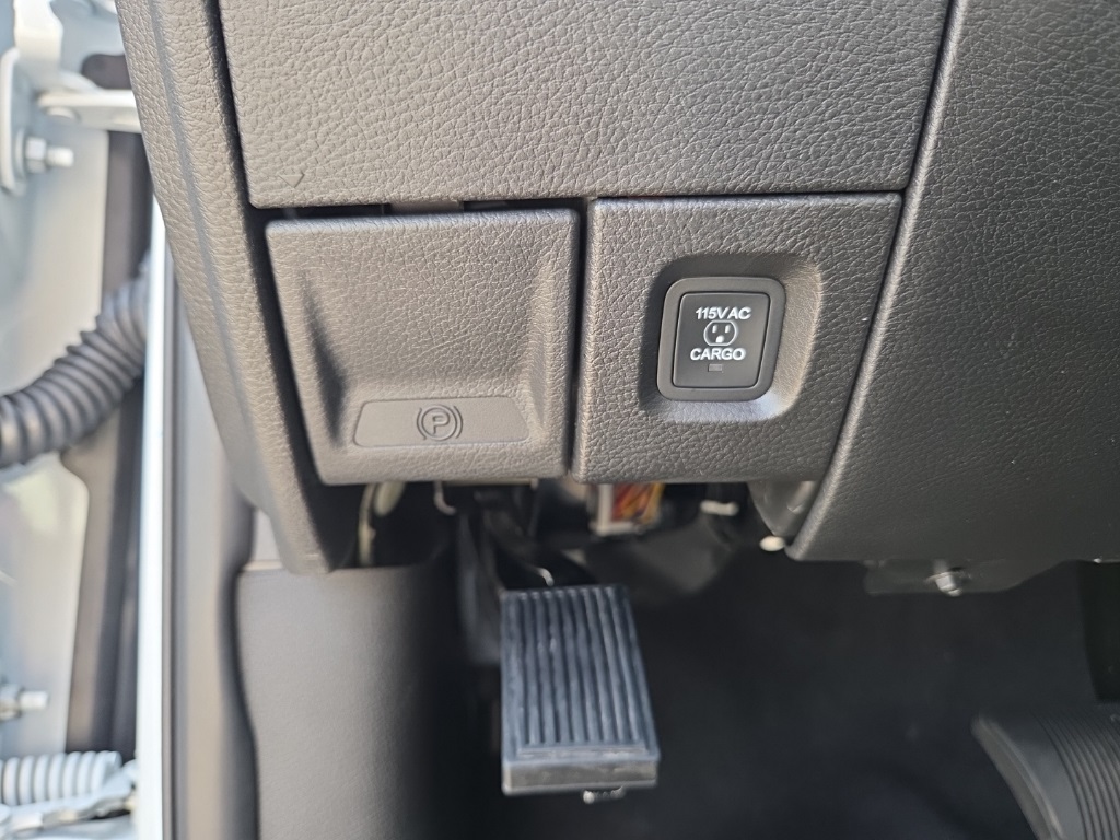 2026 Ram 3500 Tradesman photo 17
