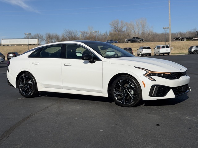 2025 Kia K5 GT-Line's photo