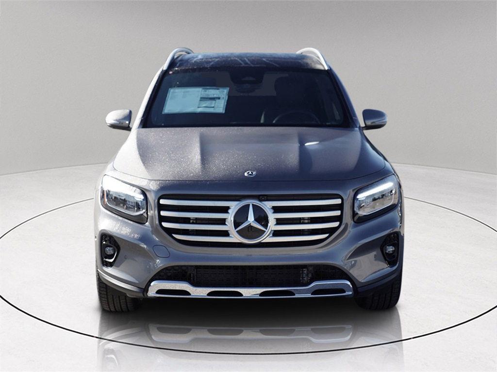 2026 Mercedes Benz GLB 250 photo 2