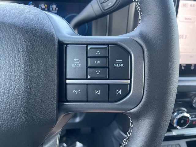 2025 Ford F-350 photo 23