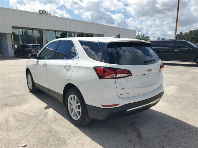 2022 Chevrolet Equinox LT photo 3