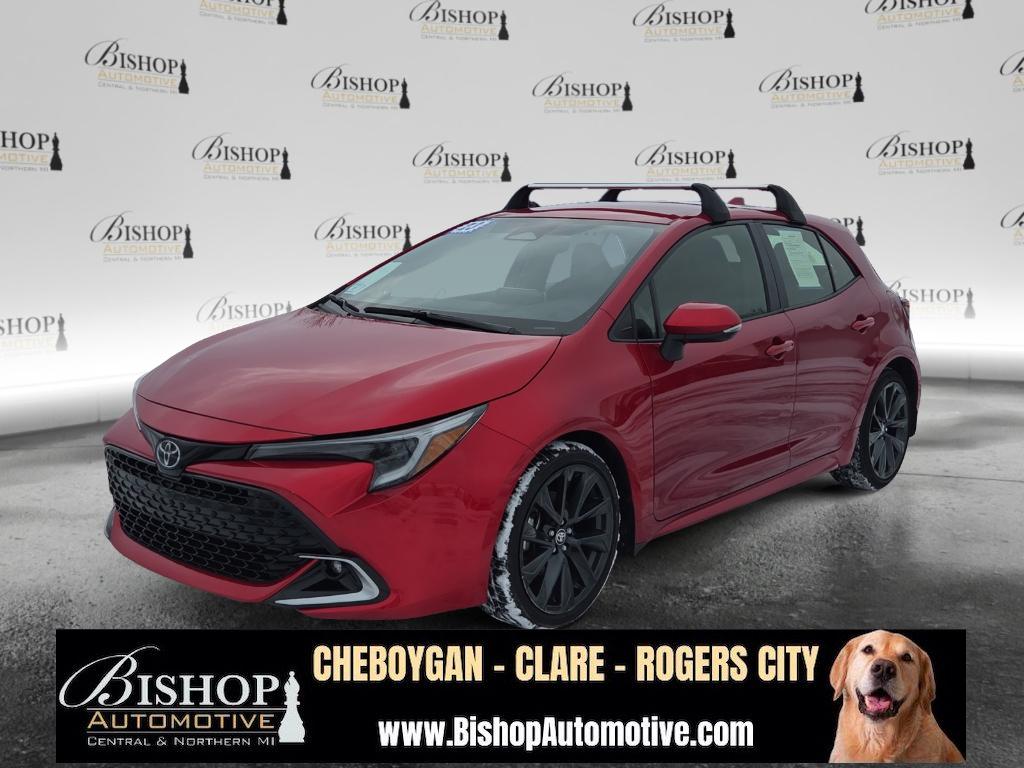 2023 Toyota Corolla Hatchback XSE's photo