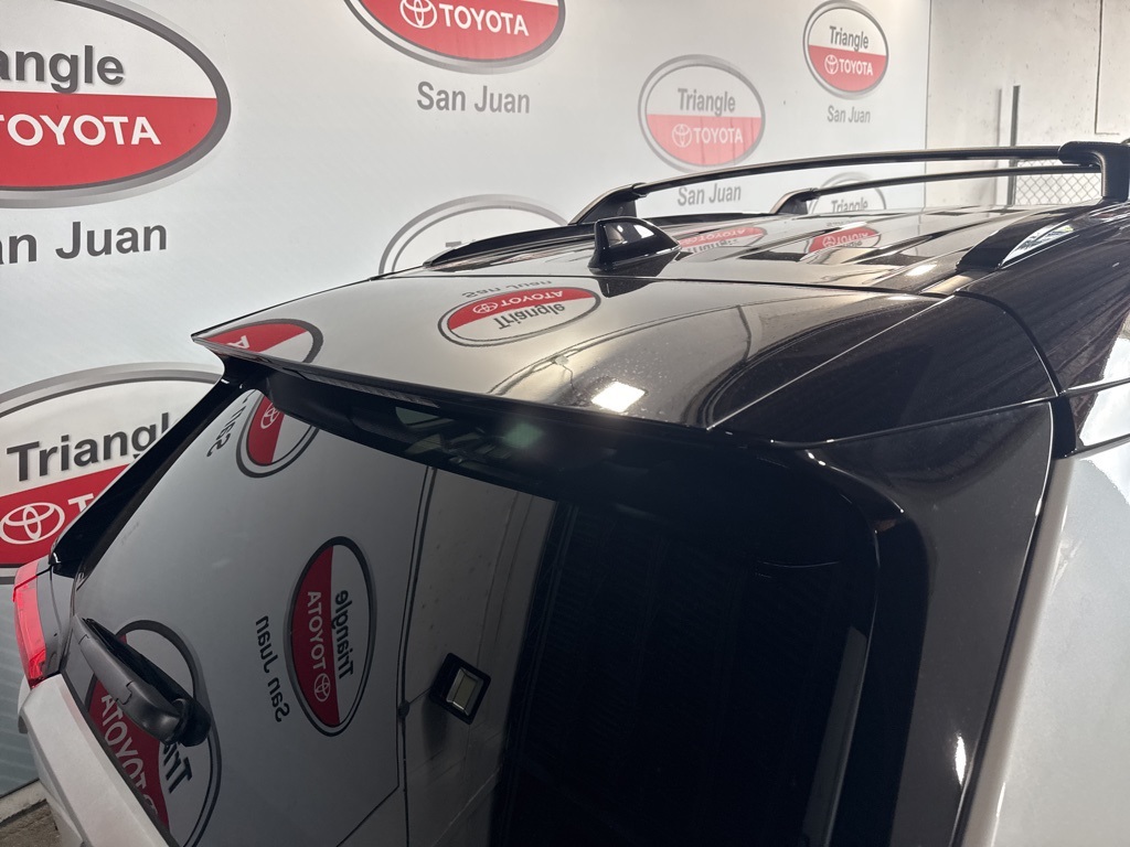 2025 Toyota RAV4 Hybrid XSE photo 18