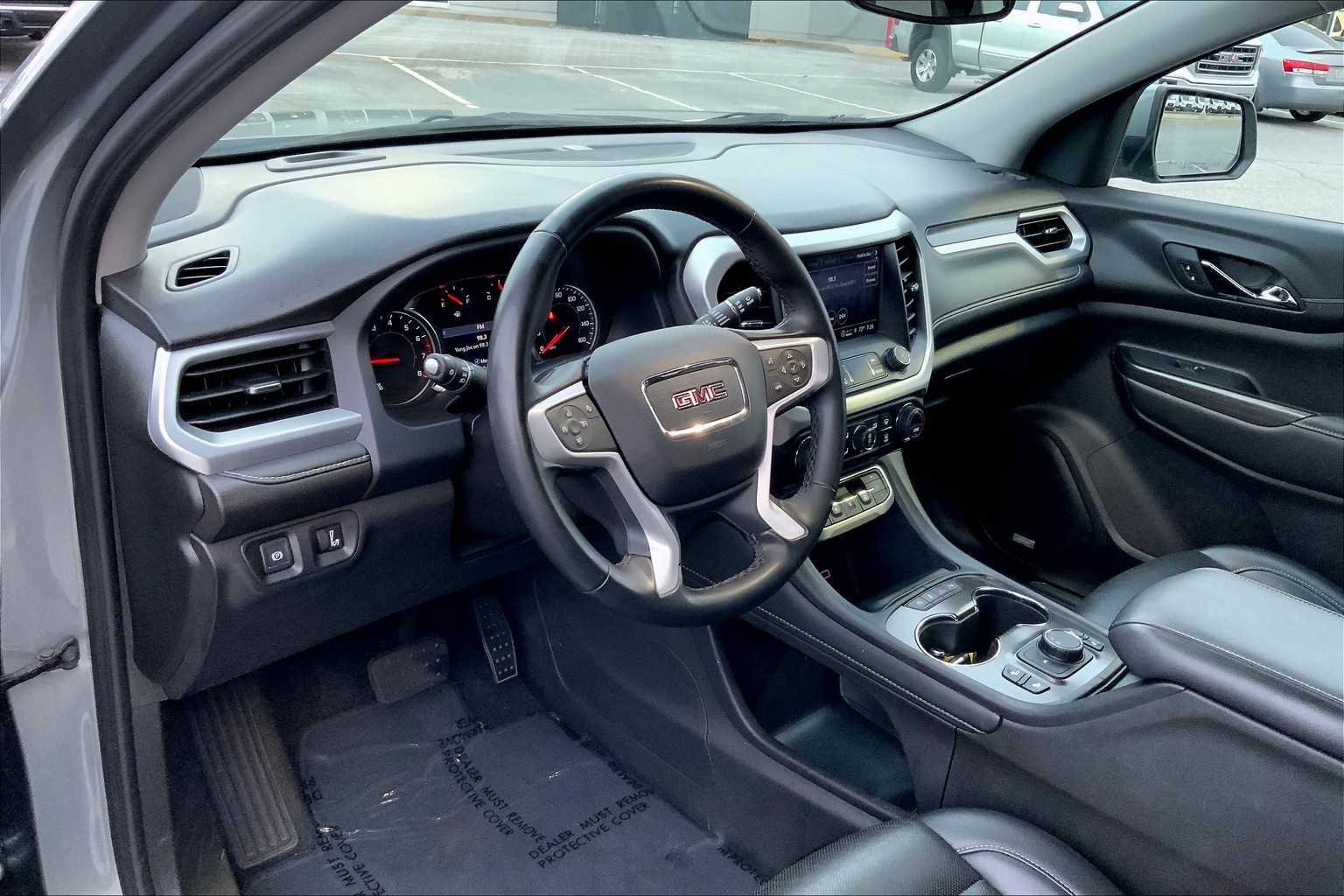 2023 Gmc Acadia SLT photo 16