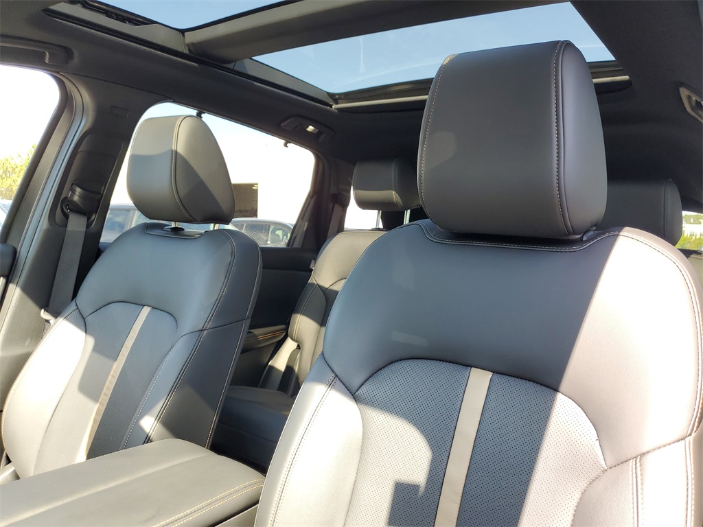 2025 Mazda CX-70 Premium Plus photo 13