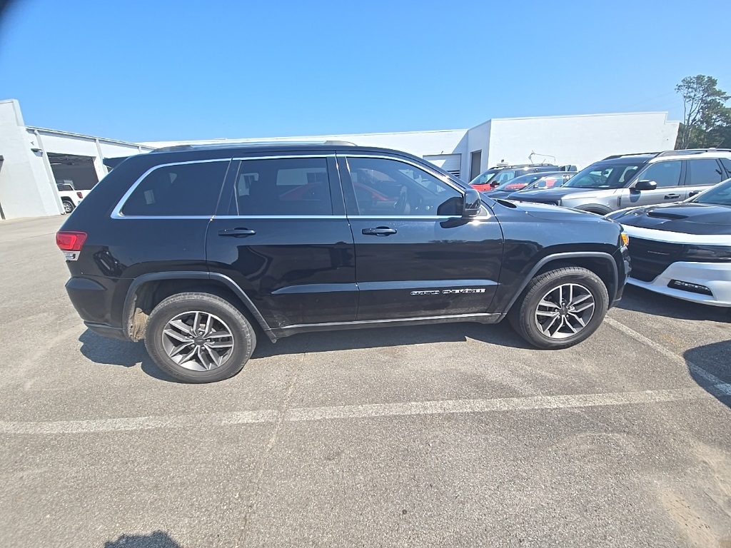 2020 Jeep Grand Cherokee Laredo E photo 6