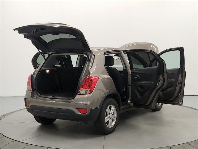 2022 Chevrolet Trax LS photo 14