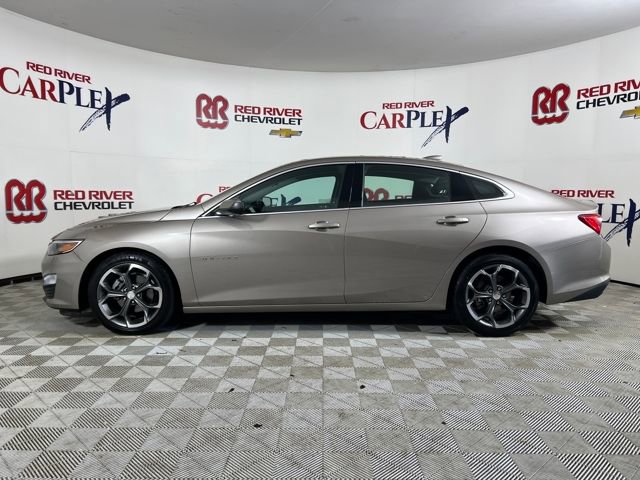2023 Chevrolet Malibu 1LT photo 2