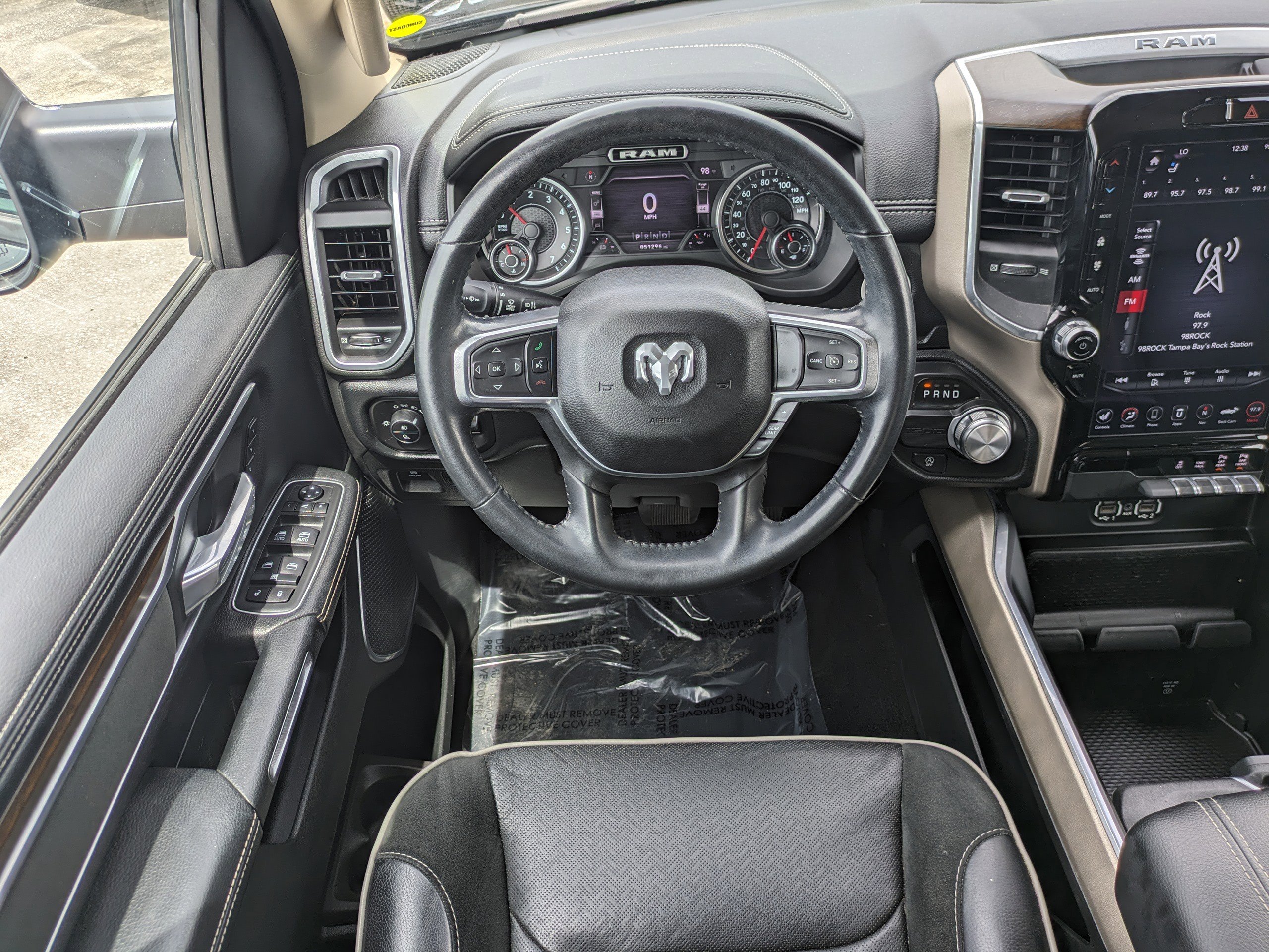 2021 Ram 1500 Laramie photo 15