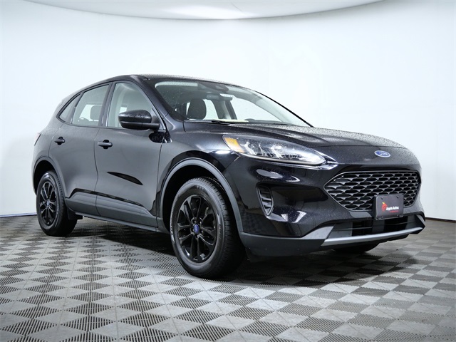 Used 2022 Ford Escape S with VIN 1FMCU9F61NUA30959 for sale in Apple Valley, Minnesota