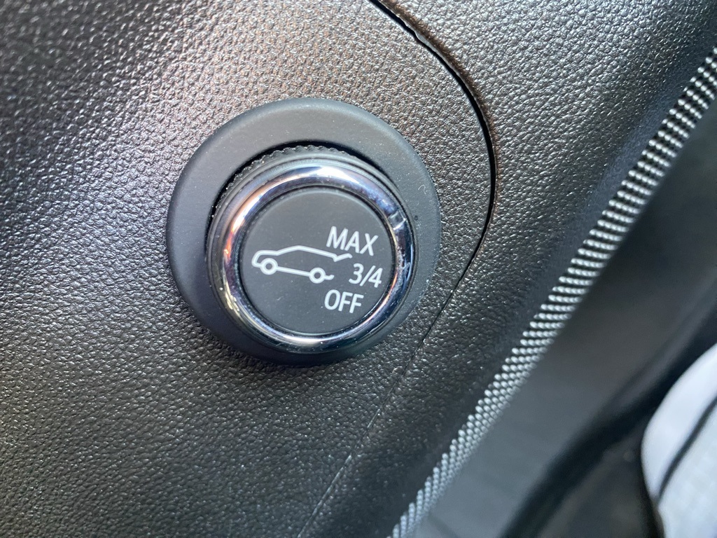 2023 Gmc Acadia SLE photo 3