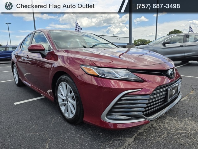 2022 Toyota Camry LE photo 11