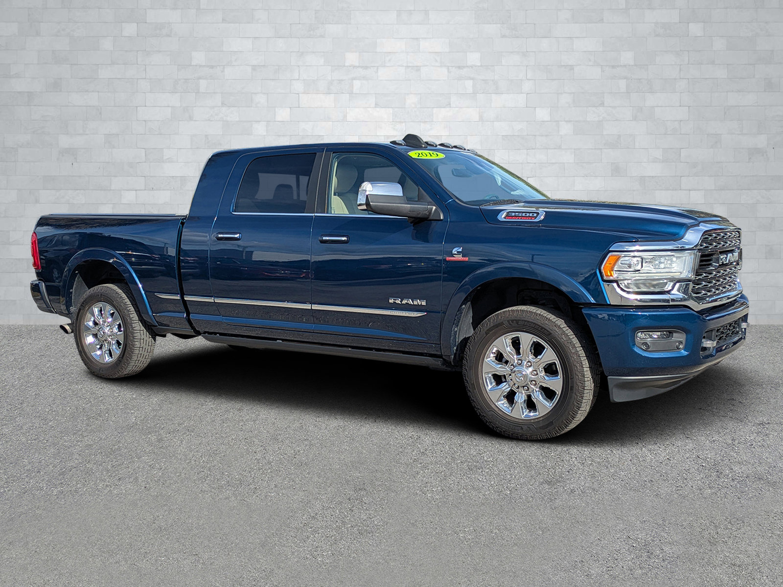 2019 RAM Ram 3500 Pickup Limited's photo