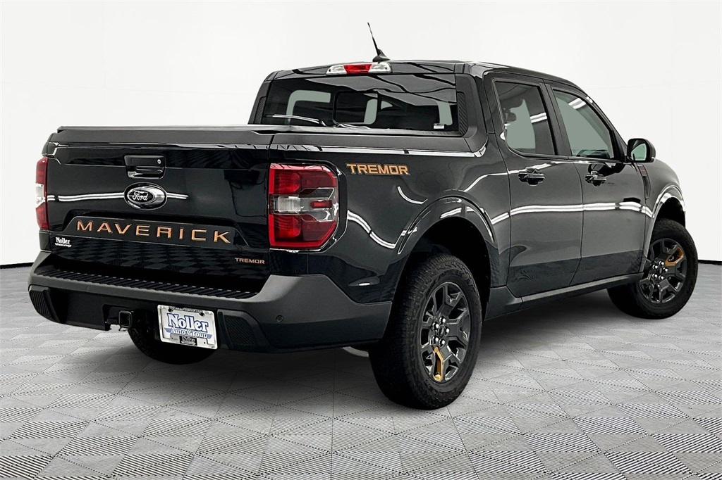 Used 2024 Ford Maverick Lariat with VIN 3FTTW8R99RRB05693 for sale in Kansas City