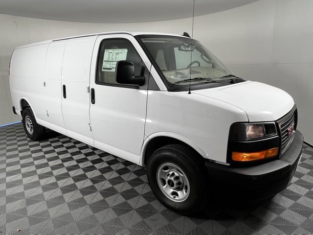 2025 GMC Savana Cargo Work Van's photo