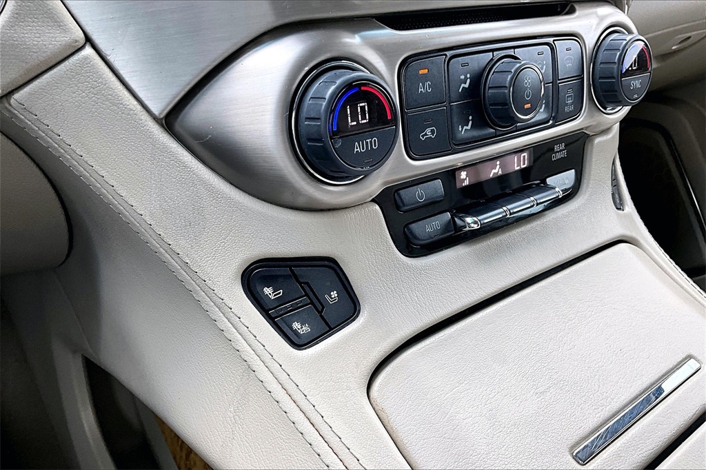 2017 Gmc Yukon Denali photo 24