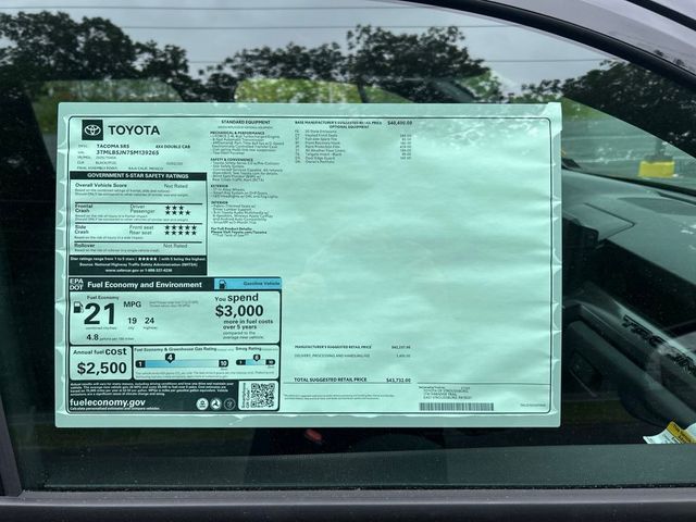 2025 Toyota Tacoma SR5 4x4 Double Cab photo 28