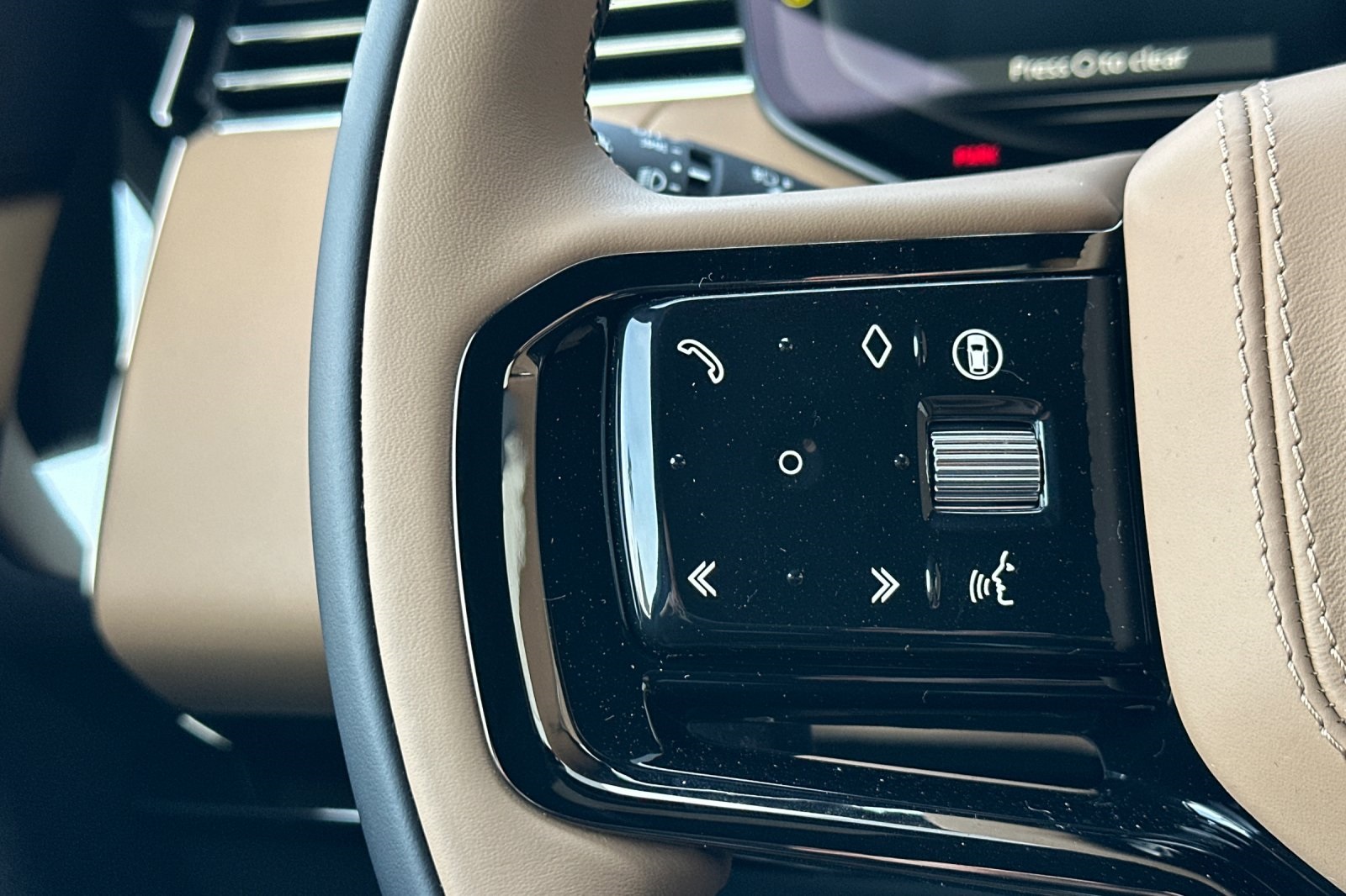 2025 Land Rover Range Rover Sport SE photo 26