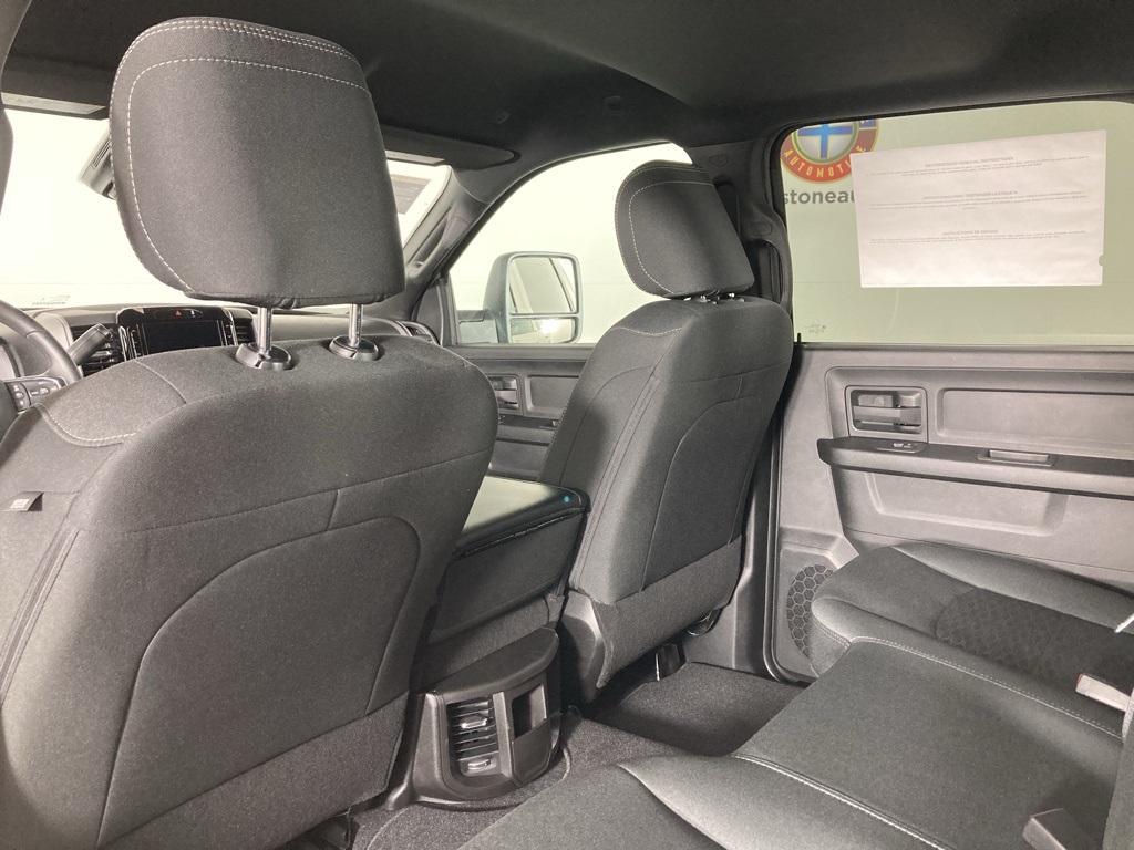 2025 Ram 3500 Tradesman photo 2