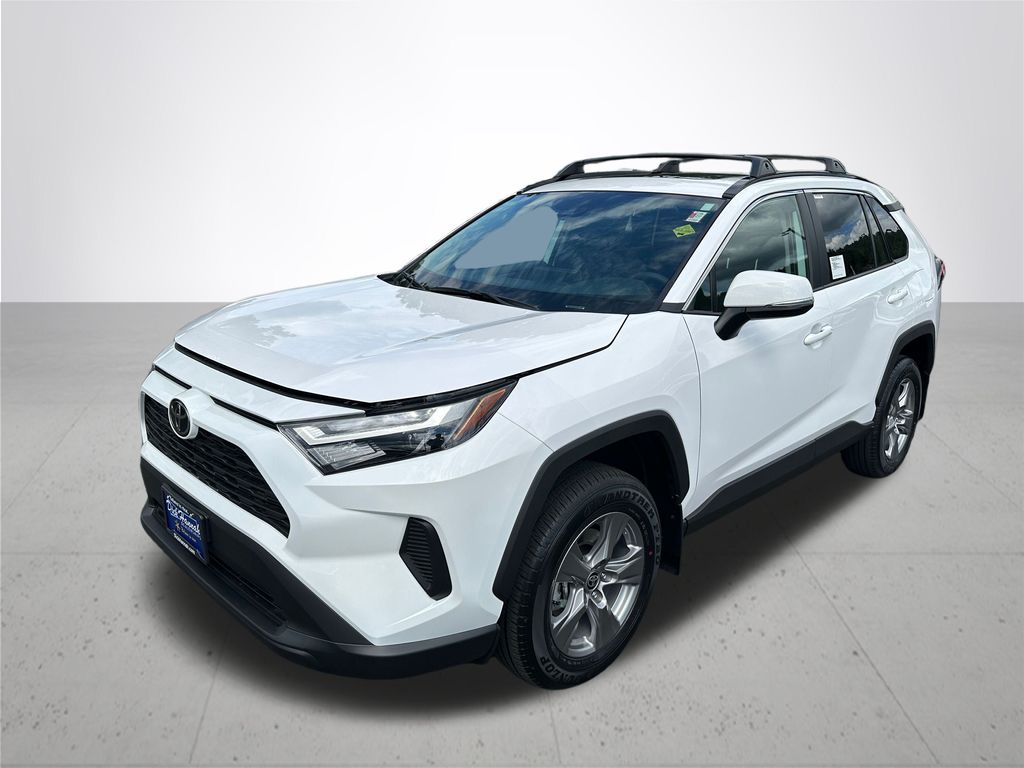 2025 Toyota RAV4 XLE photo 2
